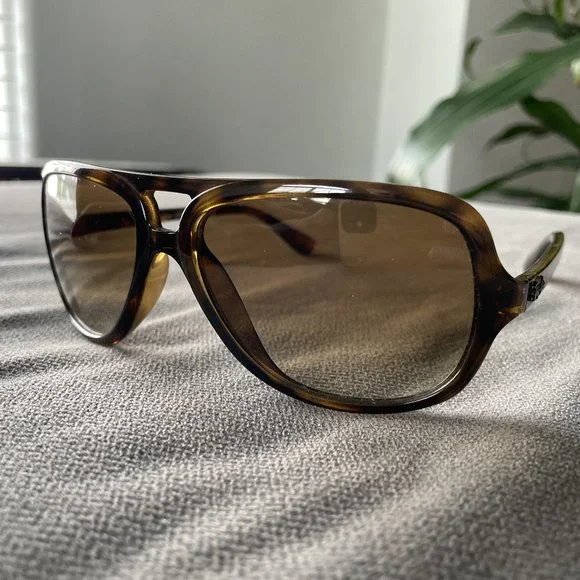 Gorgeous Ray-Ban Vintage Aviators Brown Gradient Unisex, BRAND SPANKING NEW!! - Picture 1 of 13